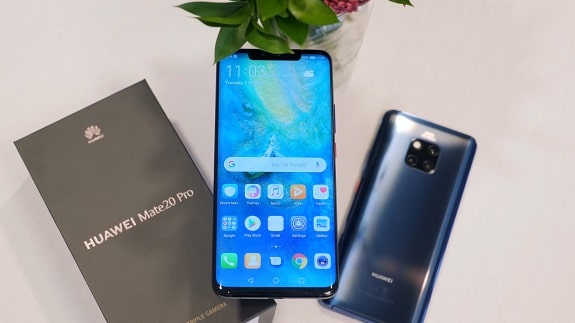 New smartphones Huawei Mate 20X/Mate 20 Pro/Mate 20 premium classes